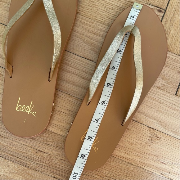 Beek Seabird Platinum/ Honey Leather Flip Flop Thong Sandals Size 7 - Picture 6 of 8